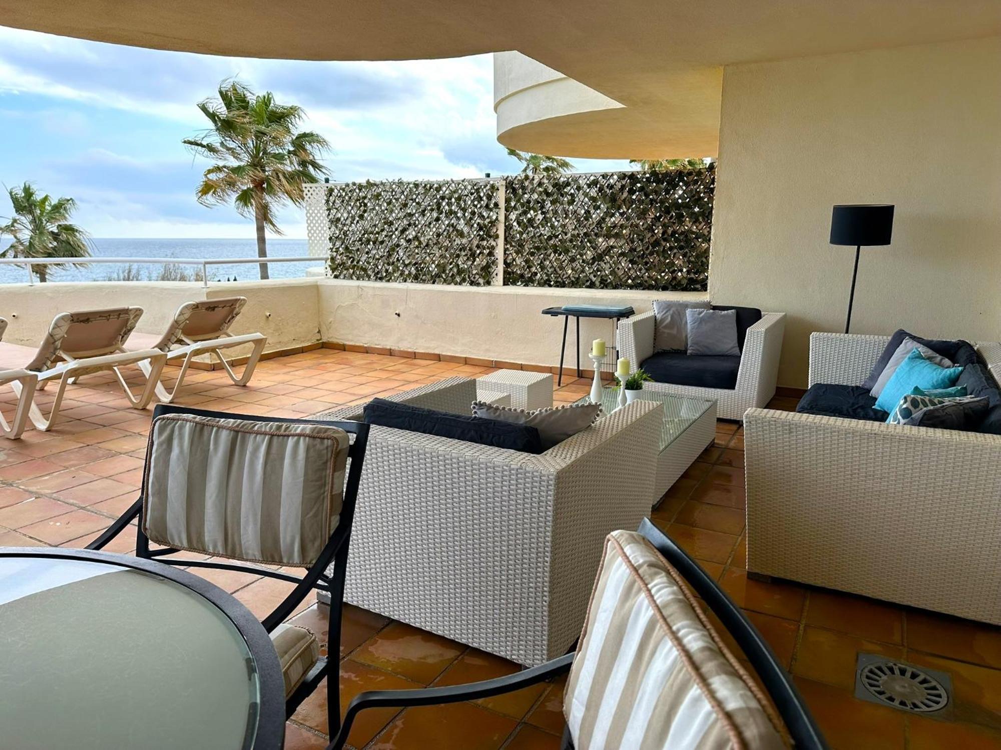 Apartments Bermuda Beach Estepona Exterior photo